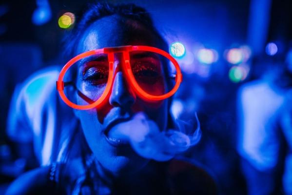 a Sziget ezernyi arca - 24 év fesztiváltörténete fotókon, a Nagymező utcában 5